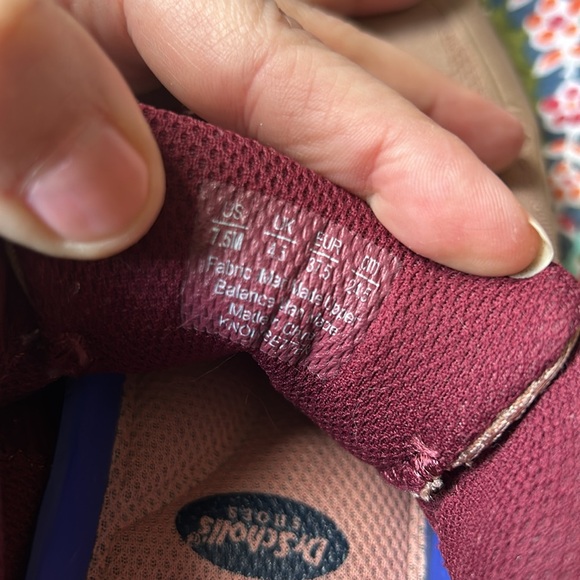 Size 7.5 Dr. Scholl’s Know Better Trail Shoe Dusty Pink Maroon NWOT - Picture 4 of 5